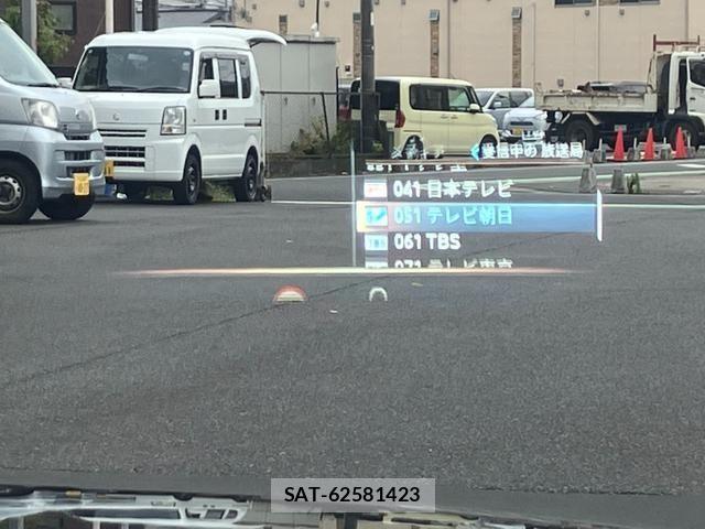 Bmw i7 2025-06 8335074-22