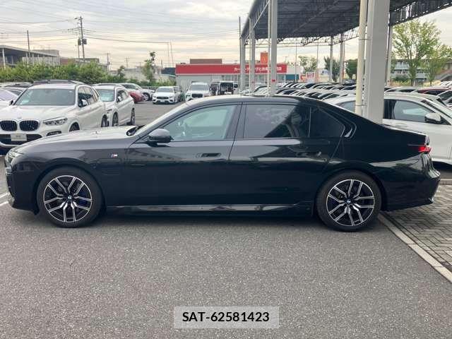 Bmw i7 2025-06 8335074-5