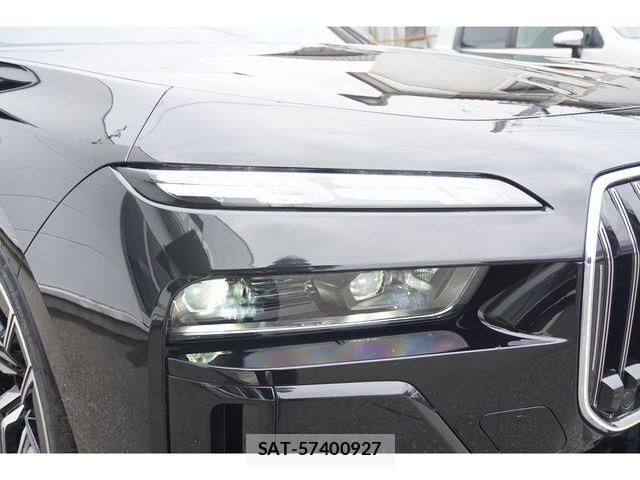 Bmw i7 2025-09 8334981-5