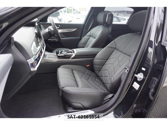 Bmw i7 2025-09 8665863-22