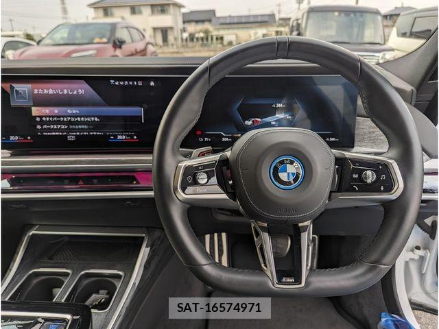 Bmw i7 2023-05 8665862-10