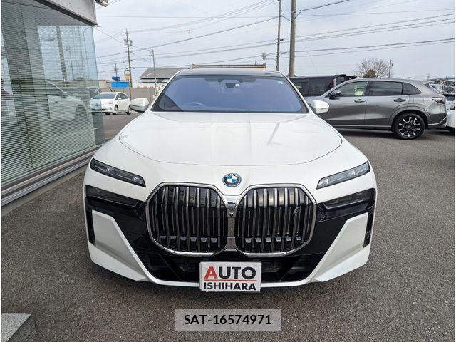 Bmw i7 2023-05 8665862-3