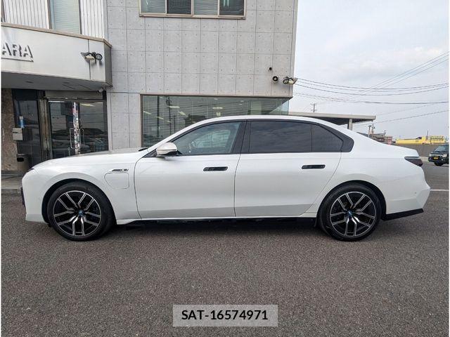 Bmw i7 2023-05 8665862-4