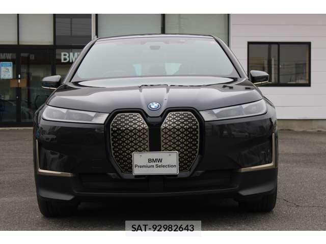 Bmw IX 2022-01 207811-10