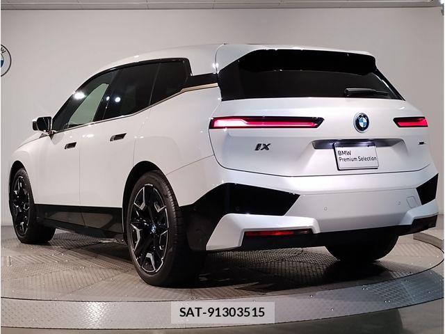 Bmw IX 2023-04 6814003-3