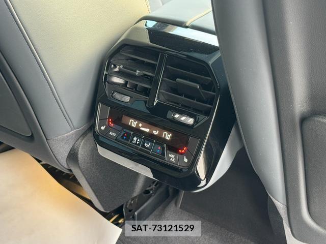Bmw IX 2022-06 7721438-20