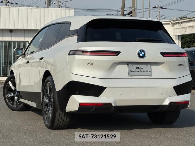 Bmw IX 2022-06 7721438-2