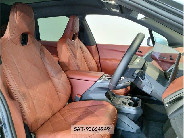 Bmw IX 2025-07 7960679-14