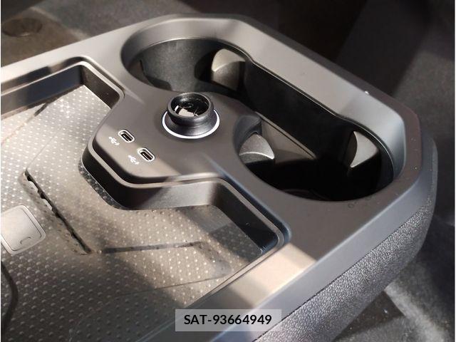 Bmw IX 2025-07 7960679-23