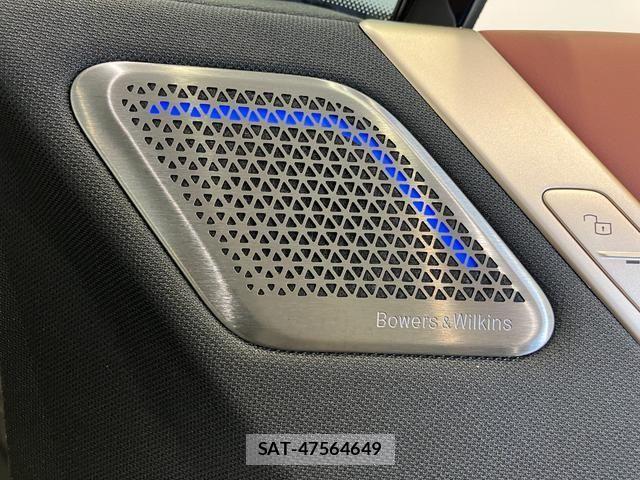 Bmw IX 2025-10 7960678-21