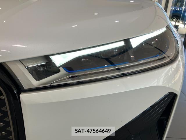 Bmw IX 2025-10 7960678-7