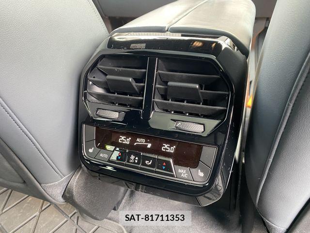 Bmw IX 2021-12 7978638-16