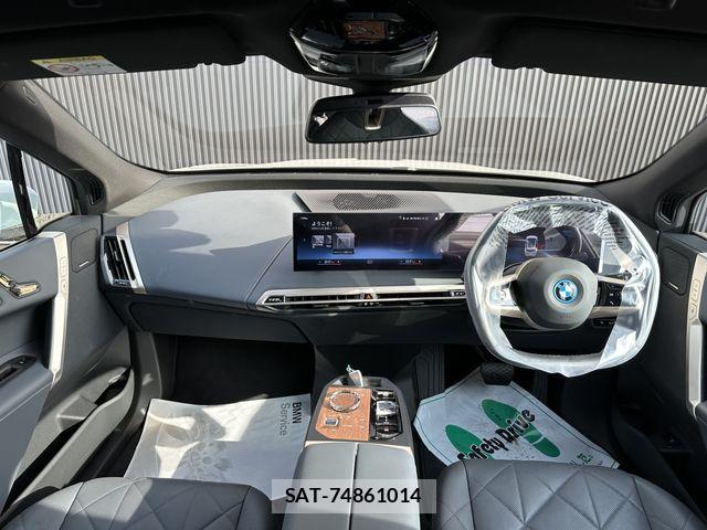 Bmw IX 2023-06 8098272-1