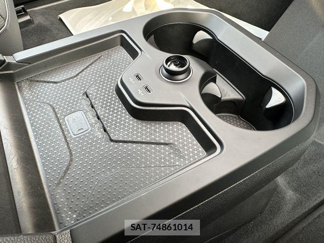 Bmw IX 2023-06 8098272-19