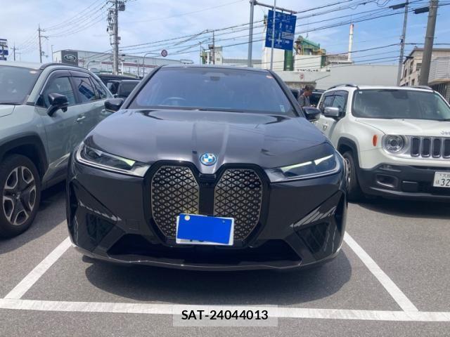 Bmw IX 2022-11 8244710-0