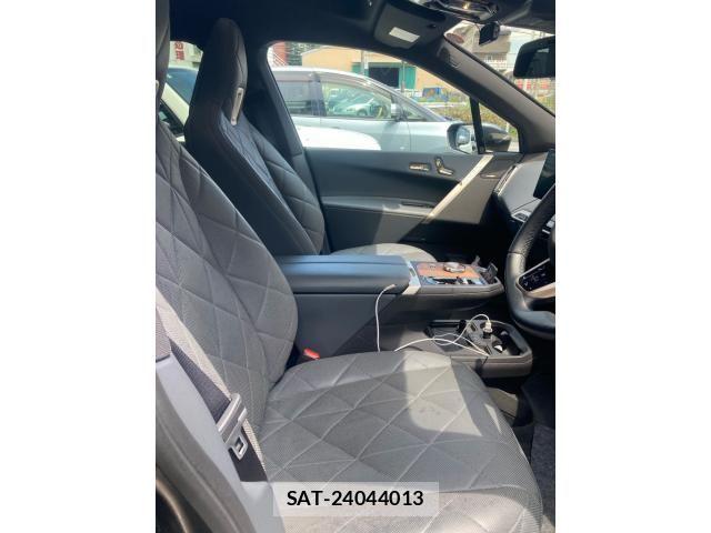 Bmw IX 2022-11 8244710-11