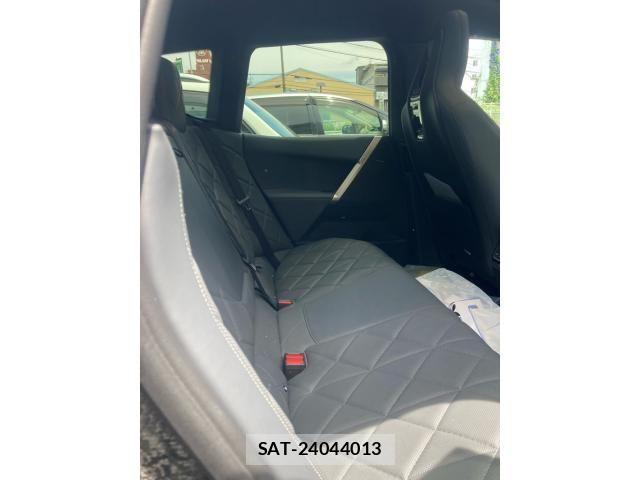 Bmw IX 2022-11 8244710-12