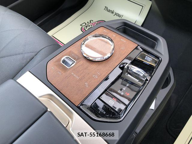Bmw IX 2023-06 8313364-18