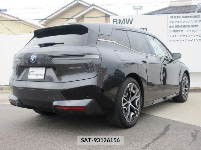 Bmw IX 2022-06 8795391-2