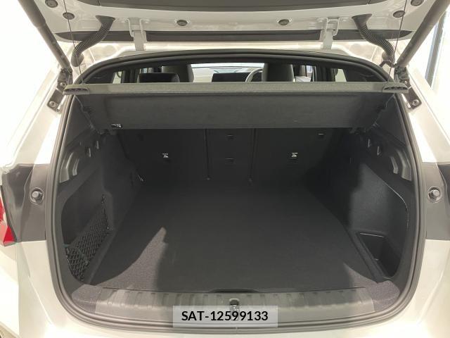 Bmw iX1 2025-04 6670541-18