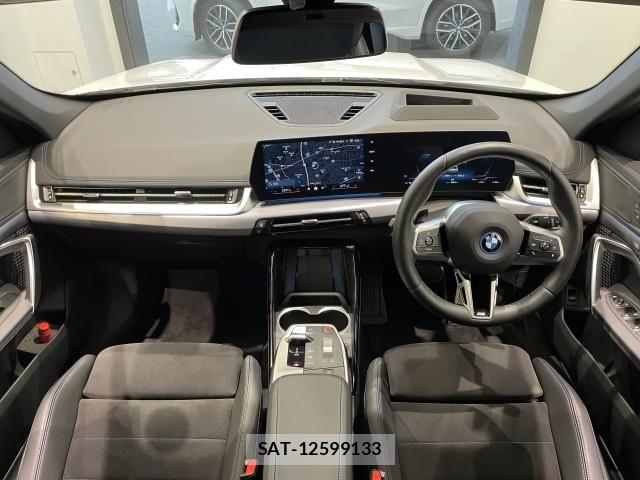 Bmw iX1 2025-04 6670541-1