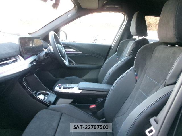 Bmw iX1 2025-09 6675180-17