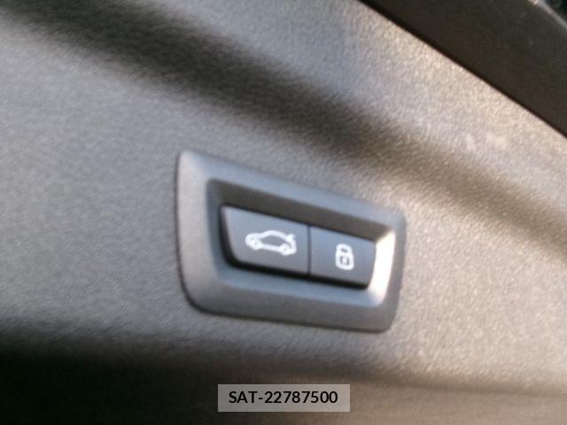 Bmw iX1 2025-09 6675180-23