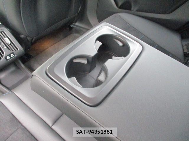 Bmw iX1 2025-09 6814005-18