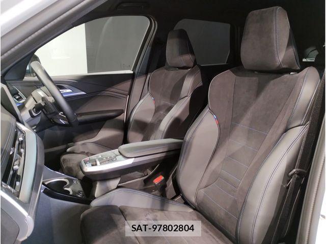 Bmw iX1 2024-10 7325956-10