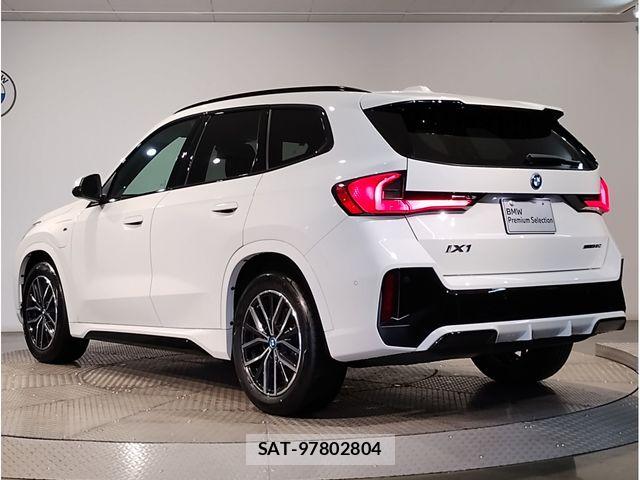 Bmw iX1 2024-10 7325956-6