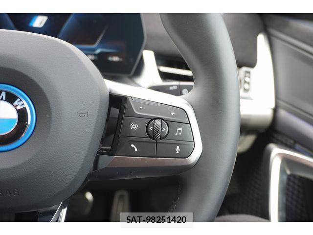 Bmw iX1 2026-01 7357007-9
