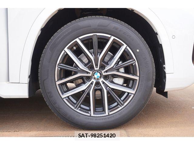Bmw iX1 2026-01 7357007-15