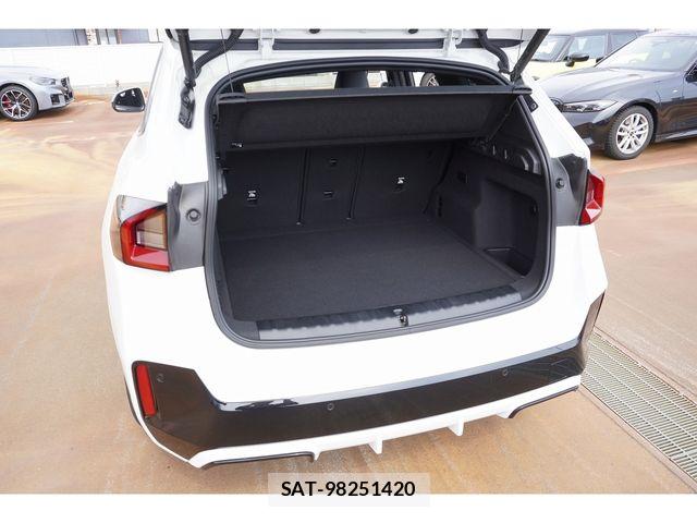 Bmw iX1 2026-01 7357007-21