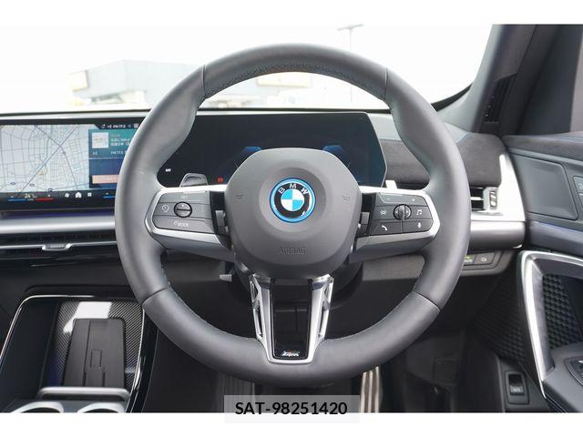 Bmw iX1 2026-01 7357007-25