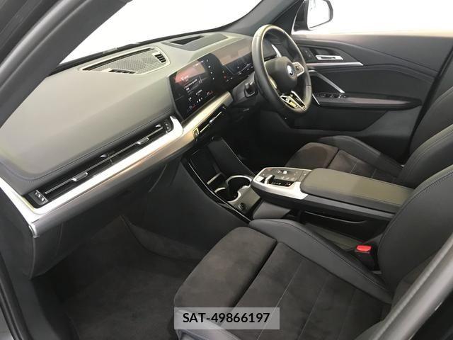 Bmw iX1 2025-12 7960680-10