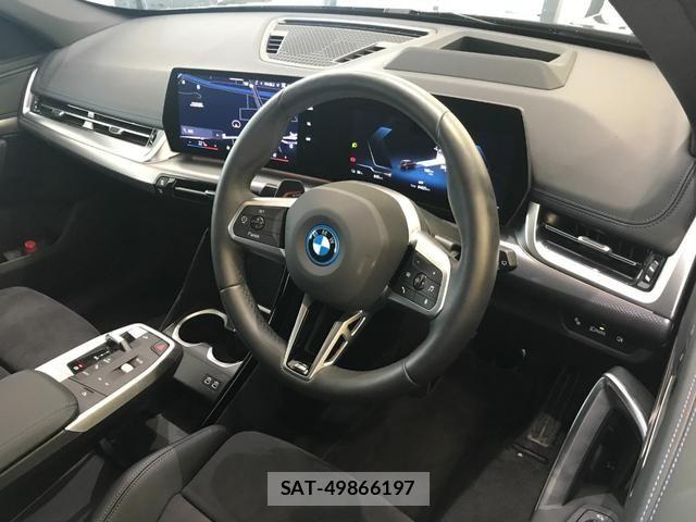 Bmw iX1 2025-12 7960680-14