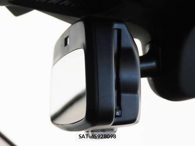 Bmw iX1 2024-04 8145530-11