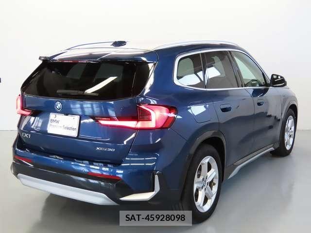 Bmw iX1 2024-04 8145530-20