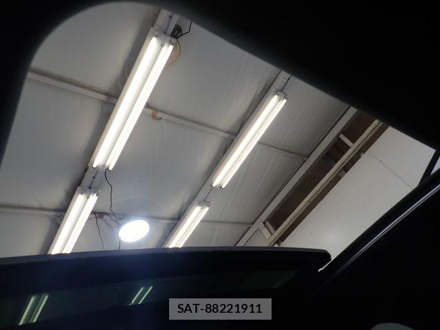 Bmw iX1 2023-10 8313369-19