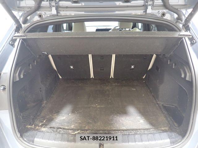 Bmw iX1 2023-10 8313369-24