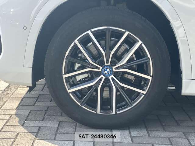 Bmw iX1 2025-09 8561290-11