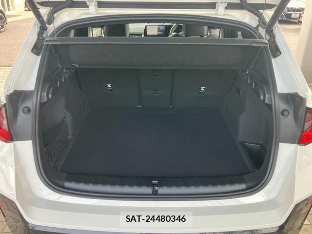 Bmw iX1 2025-09 8561290-12