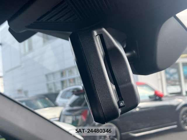 Bmw iX1 2025-09 8561290-18