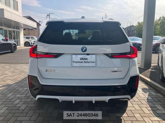 Bmw iX1 2025-09 8561290-4