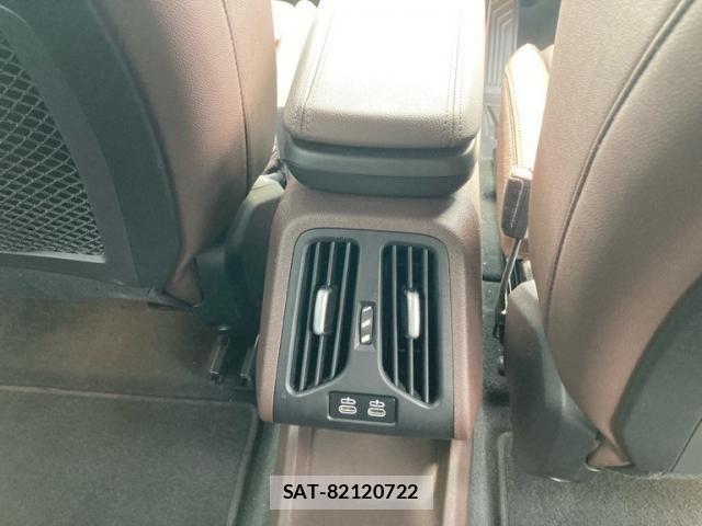 Bmw iX1 2023-11 8561293-16