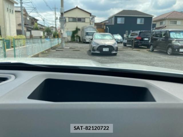 Bmw iX1 2023-11 8561293-23