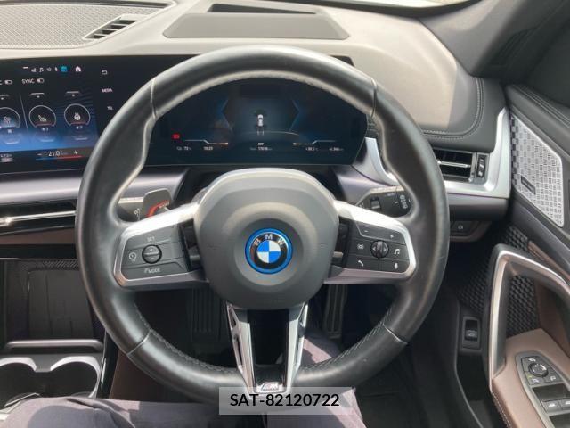 Bmw iX1 2023-11 8561293-25