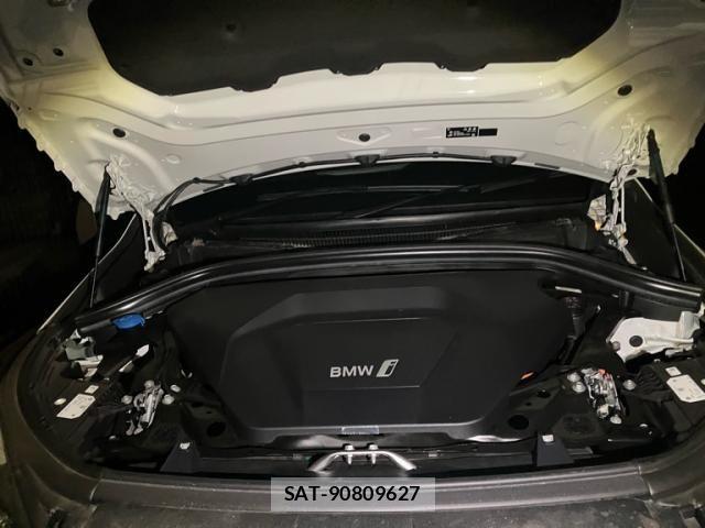 Bmw iX1 2023-09 8658215-14