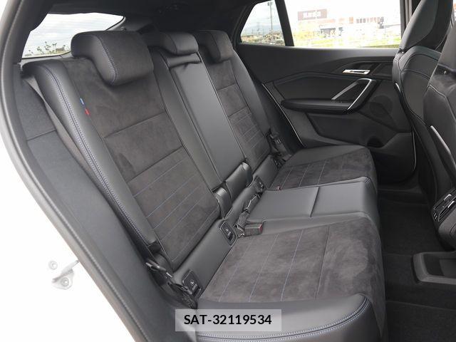 Bmw iX2 2025-03 1264272-18