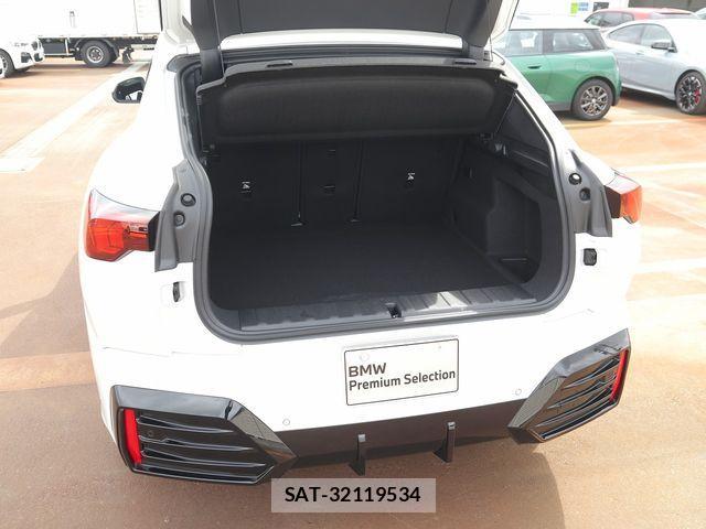 Bmw iX2 2025-03 1264272-21